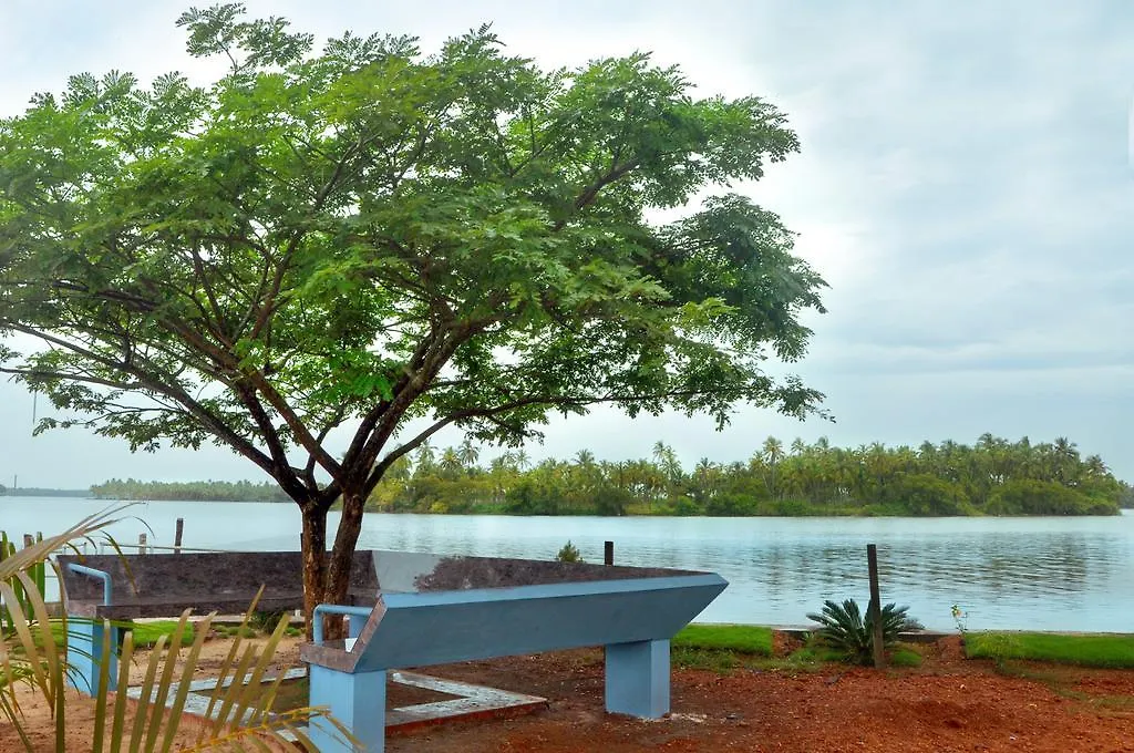 Проживание в семье Апартаменты Kavvayi Beach House Payyannur Индия