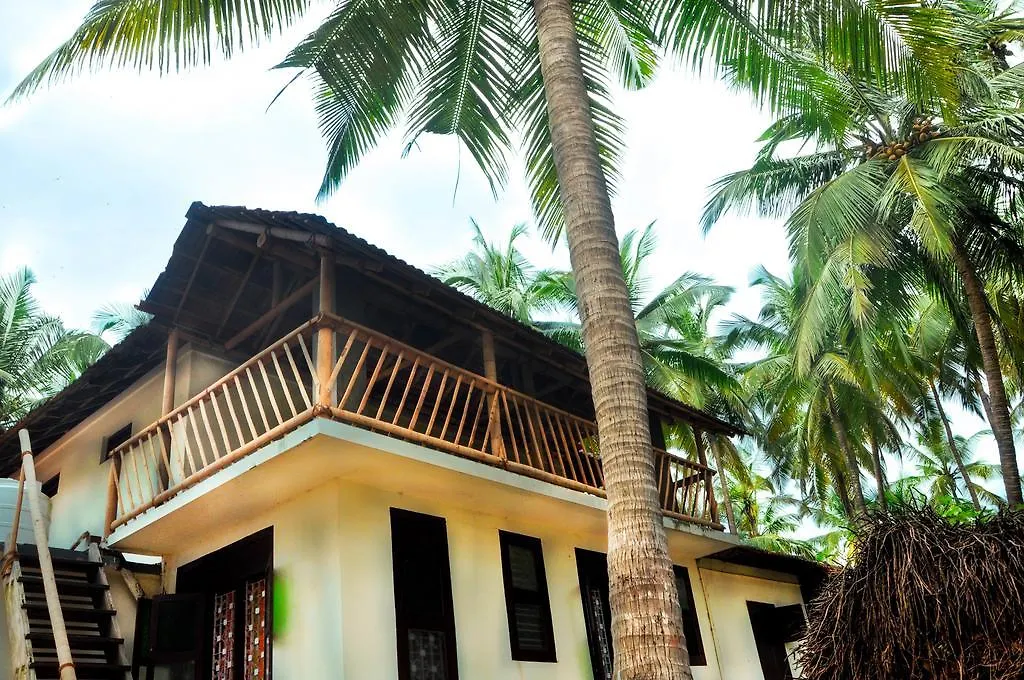 Проживание в семье Апартаменты Kavvayi Beach House Payyannur