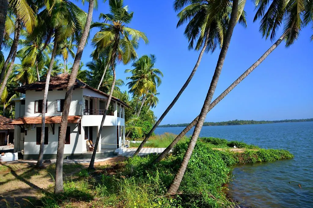 Апартаменты Kavvayi Beach House Payyannur