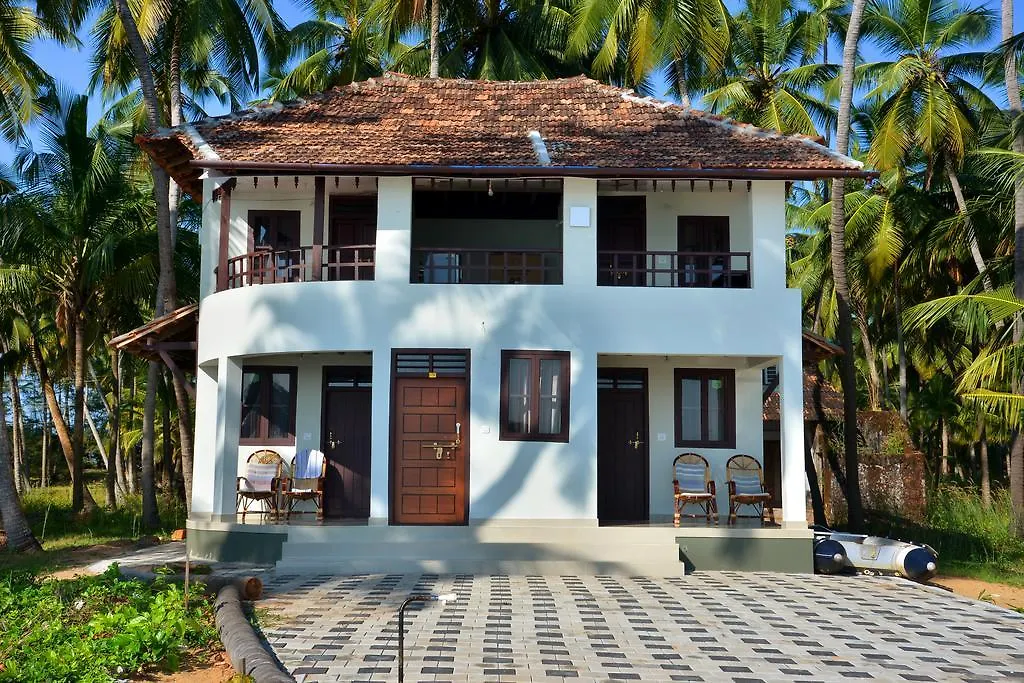 Апартаменты Kavvayi Beach House Payyannur 0*,